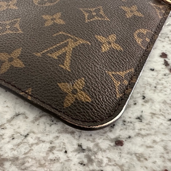 Authentic Louis‎ Vuitton Monogram Oversized Zip Pouch Bag - Picture 8 of 15